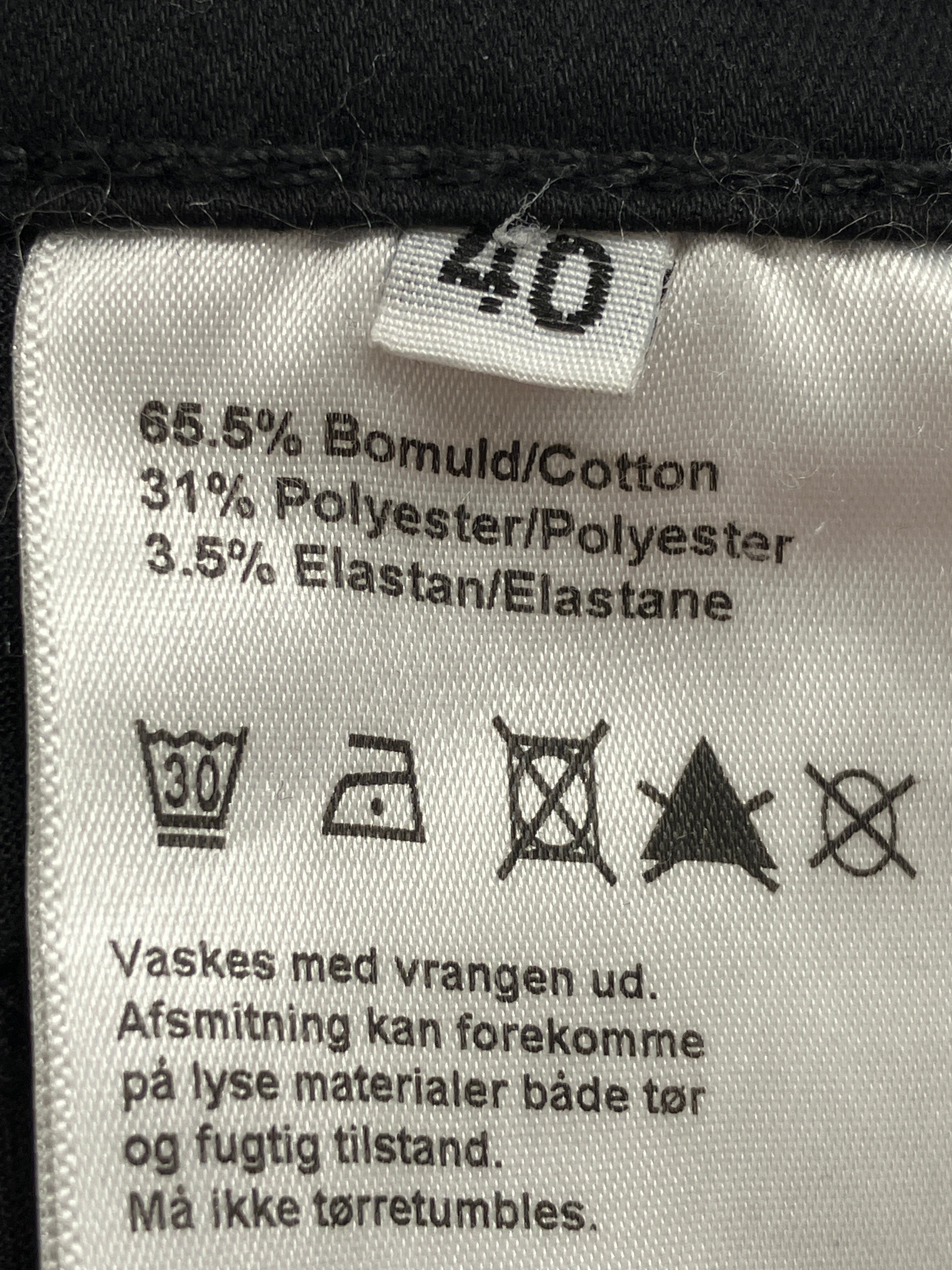 C.RO Bukser